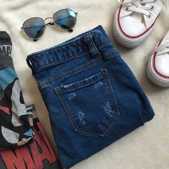 Trendy Distressed, Ripped Blue Ankle Jegging Denim - Picture 8 of 8